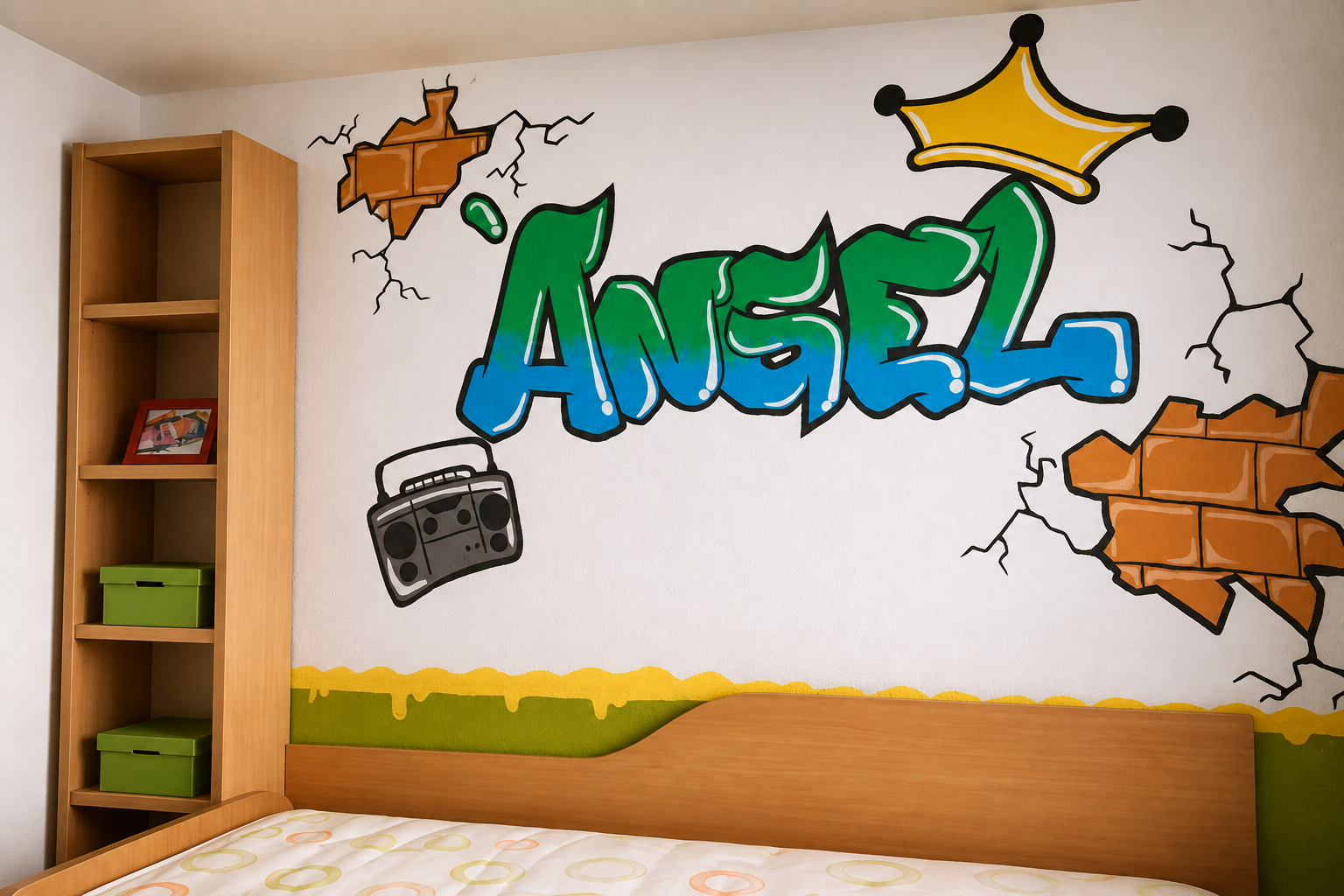 Dibujo de ángel para habitación infantil realizado en Zaragoza